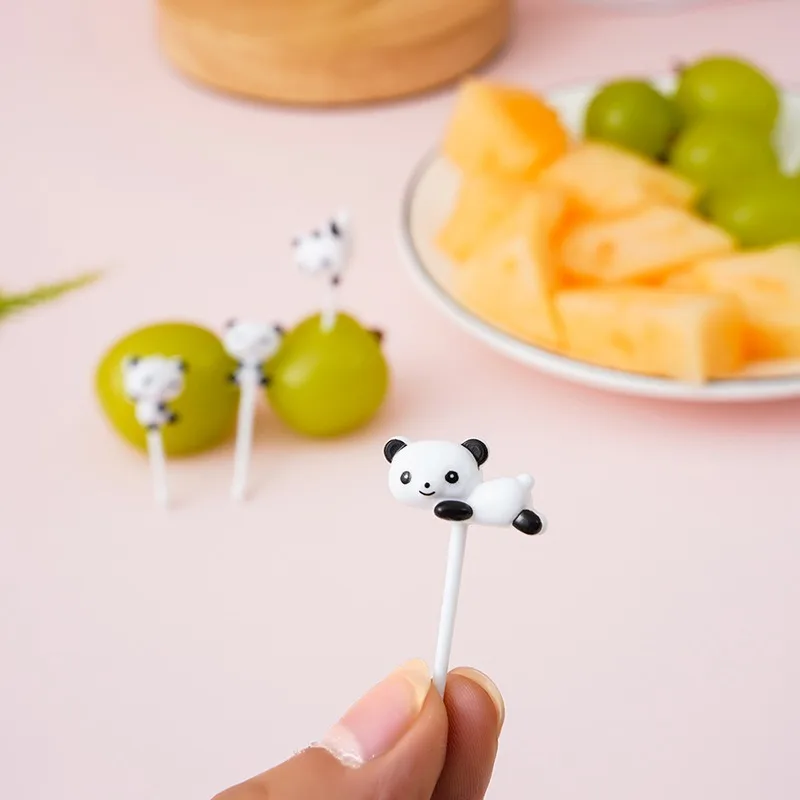 8pcs/set Mini Cartoon Panda Fruit Fork Kids Snack Dessert Decoration Forks Lunches Party Decorations Plastic Animal Shape Stick fruit fork