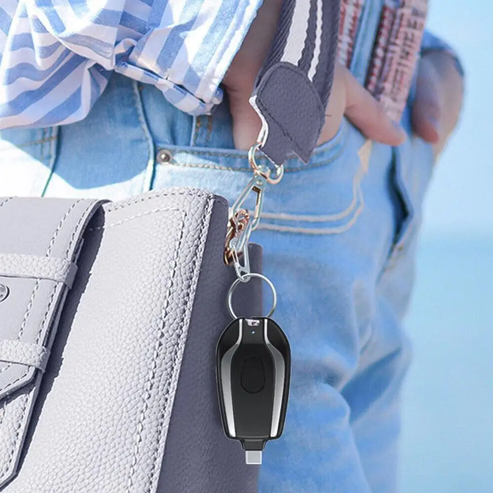iPhone Android Type C USB Mobile Phone Portable Emergency Keychain Charger with 1500mAh Battery Mini Power Bank Keychain for