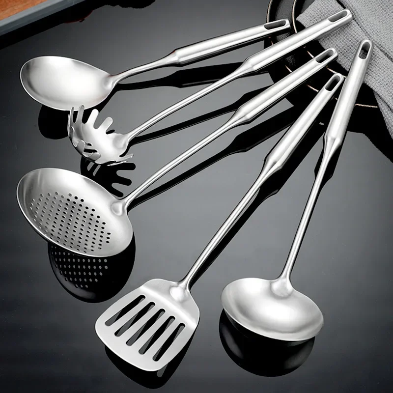 304 Stainless Steel Wok Spatula Cooking Utensils Set For Home And Hotel Kitchen Use Leak Spoon Cooking Tools Dinnerware Set