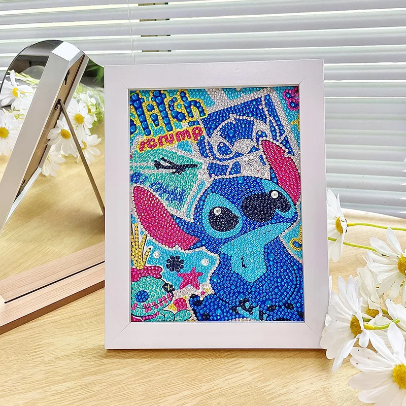 Disney Stitch With Flowers - 5D Diamond Paintings