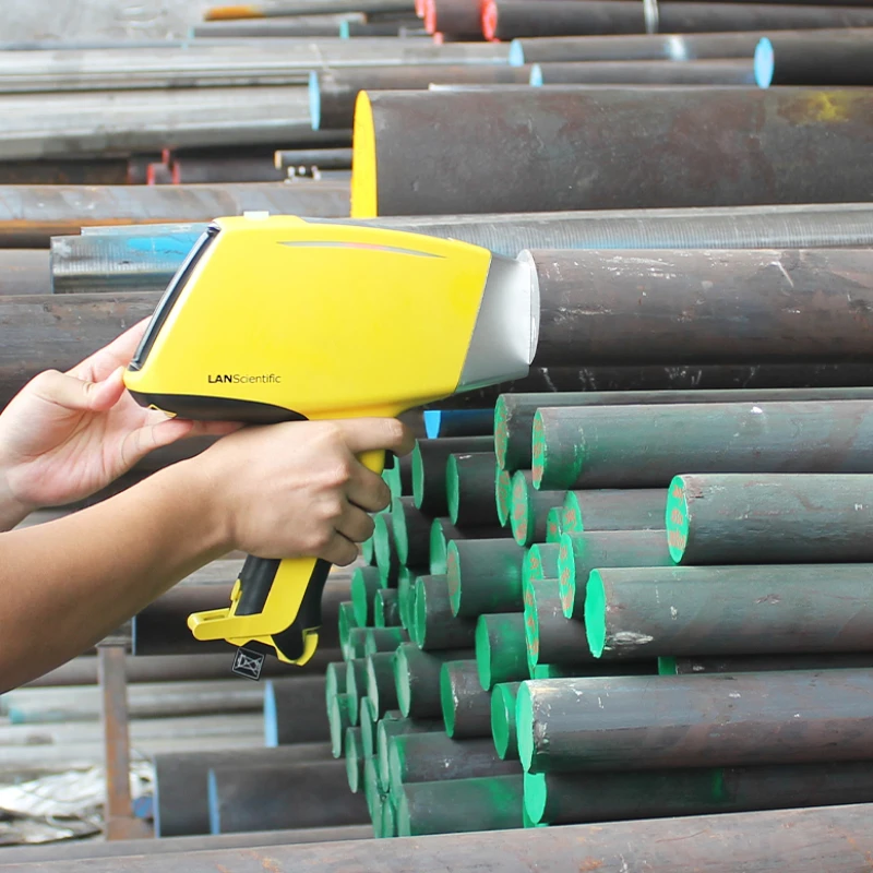 Рисунок 2 - Ручной спектрометр XRF TrueX 800/TrueX 860