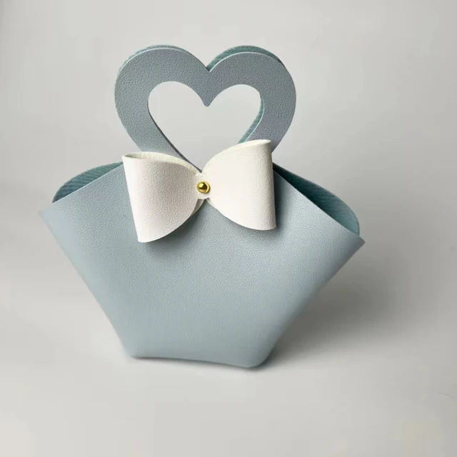 B-blue Love Handle