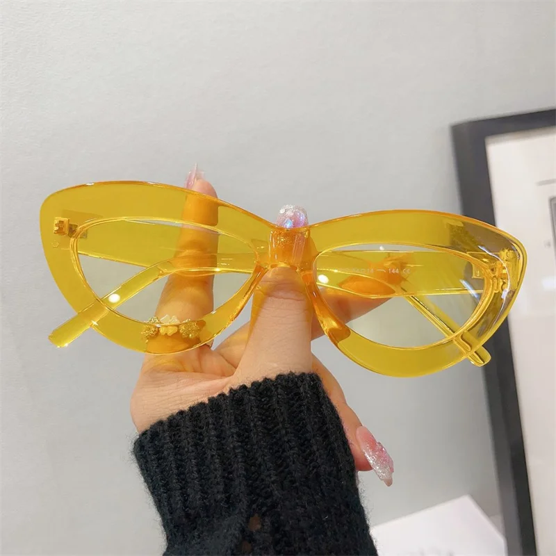 

Women Sexy Cat Eye Sunglasses Ladies Luxury Brand Designer Sun Glasses Female Classic Transparent Yellow Goggles UV400