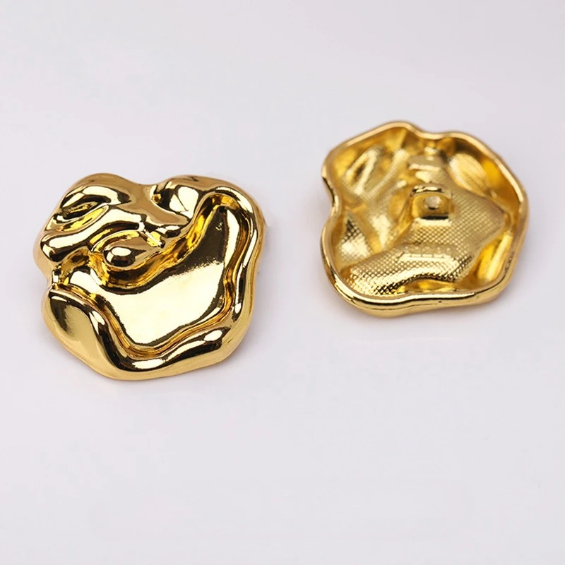 10pcs 불규칙한 모양의 단추 15/19/23mm 골드/실버 컬러 금속 단추 여성 의류 액세서리