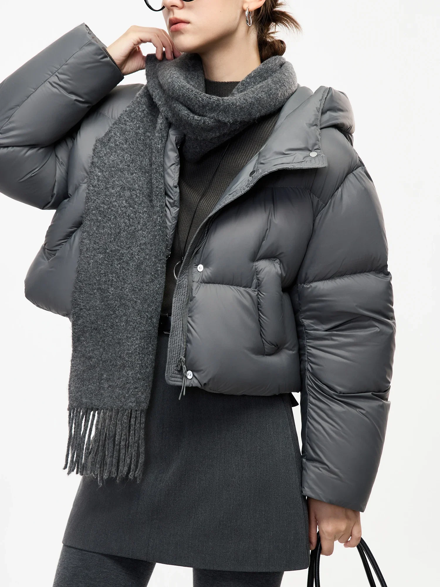 Female Down Jacket female down jacket 134.7G Filling Amount Petite Size Short Warm for Winter 3 Colors 24ZQ94011
