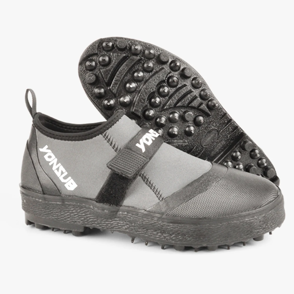 Fly Fishing Shoes New Upstream Boots Rubber Sole With Nails Professional Fishing Waders Climbing Hiking Skid-proof Shoes