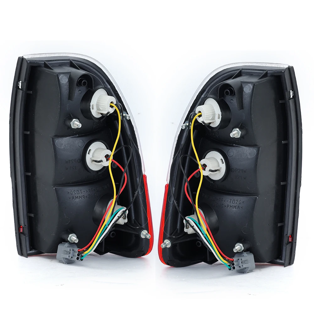Faro Trasero Izquierdo Para Mitsubishi L200 Strada Pick Up 2005 - Luz De Stop E Intermitente, Nuevo Y Sellado
