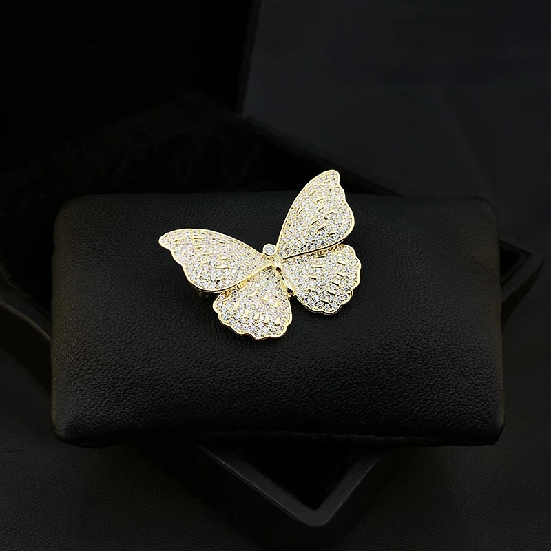 Butterfly Brooch High-End Insect Pins for Women Corsage Neckline Wild Luxurious Pin Suit Ornament Rhinestone Jewelry Party Gifts