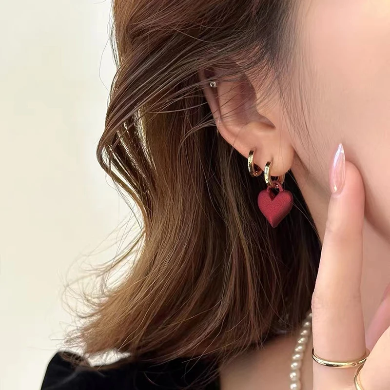 Sexy weinrote, mattierte, herzförmige Anhänger-Ohrringe für Damen, Modeschmuck, Geschenke zum Valentinstag, 2024, Mädchen-Accesso – Detail 10