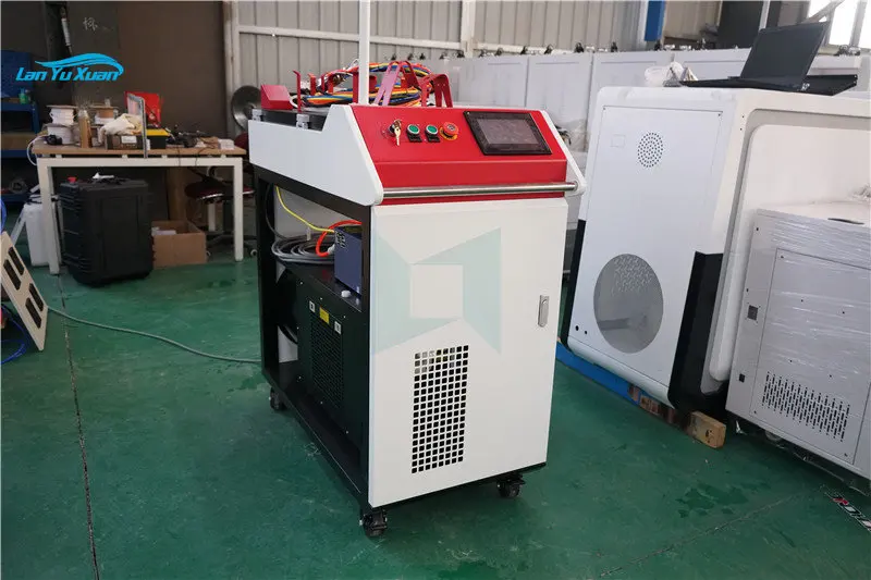 Рисунок 2 - Недорогой волоконный лазер raycus