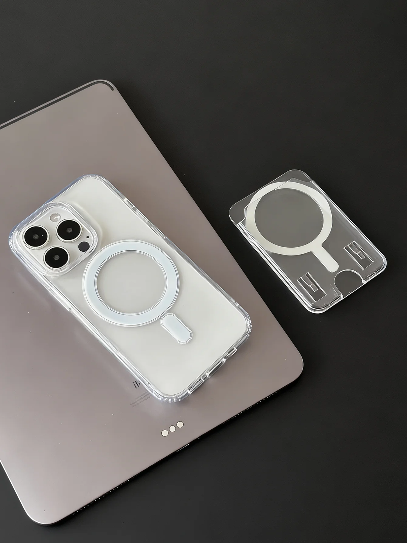 Magnetic Wallet Clear Acrylic Card Holder - Trendy Phone Accessory