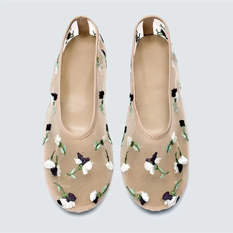Hand Embroidered Flowers Designer Mesh Hollow Flats Ballet Shoes Women Summer Light Breathable Mary Jane Shoe Elegant Mules Shoe 2
