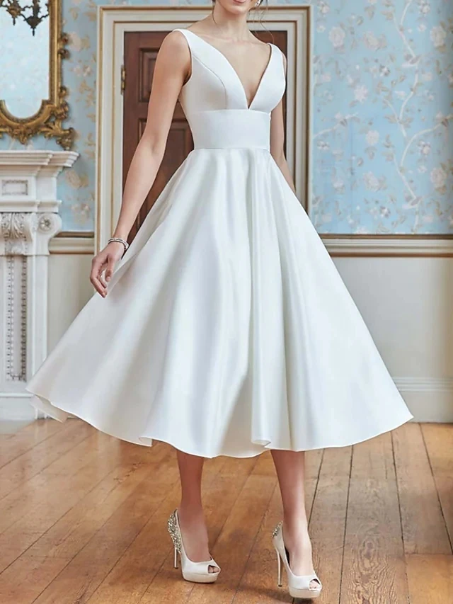 Elegant ALine Short Wedding Dresses With Pockets VNeck Tea Length
