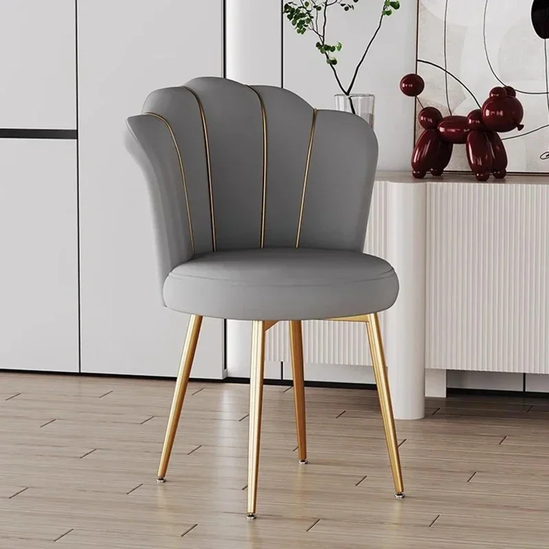 

Petal Backrest Dining Chair Dresser Stool Girls Bedroom Simple Nail Art Dining Chairs Makeup Luxury Sillas Home Furniture DC-302