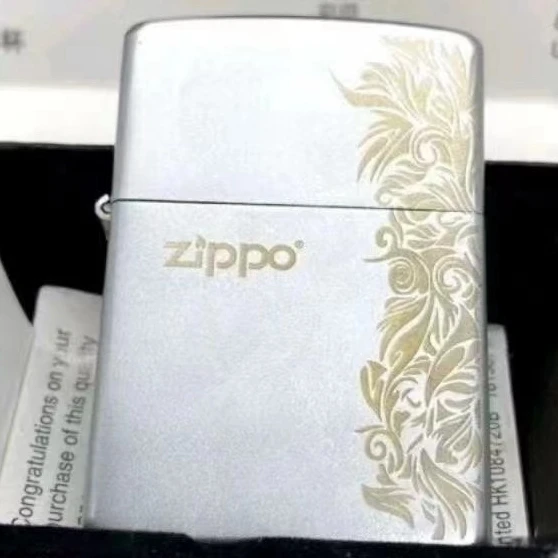 Mechero Zippo negro arenado con logotipo Zippo colección a prueba de viento  en caja