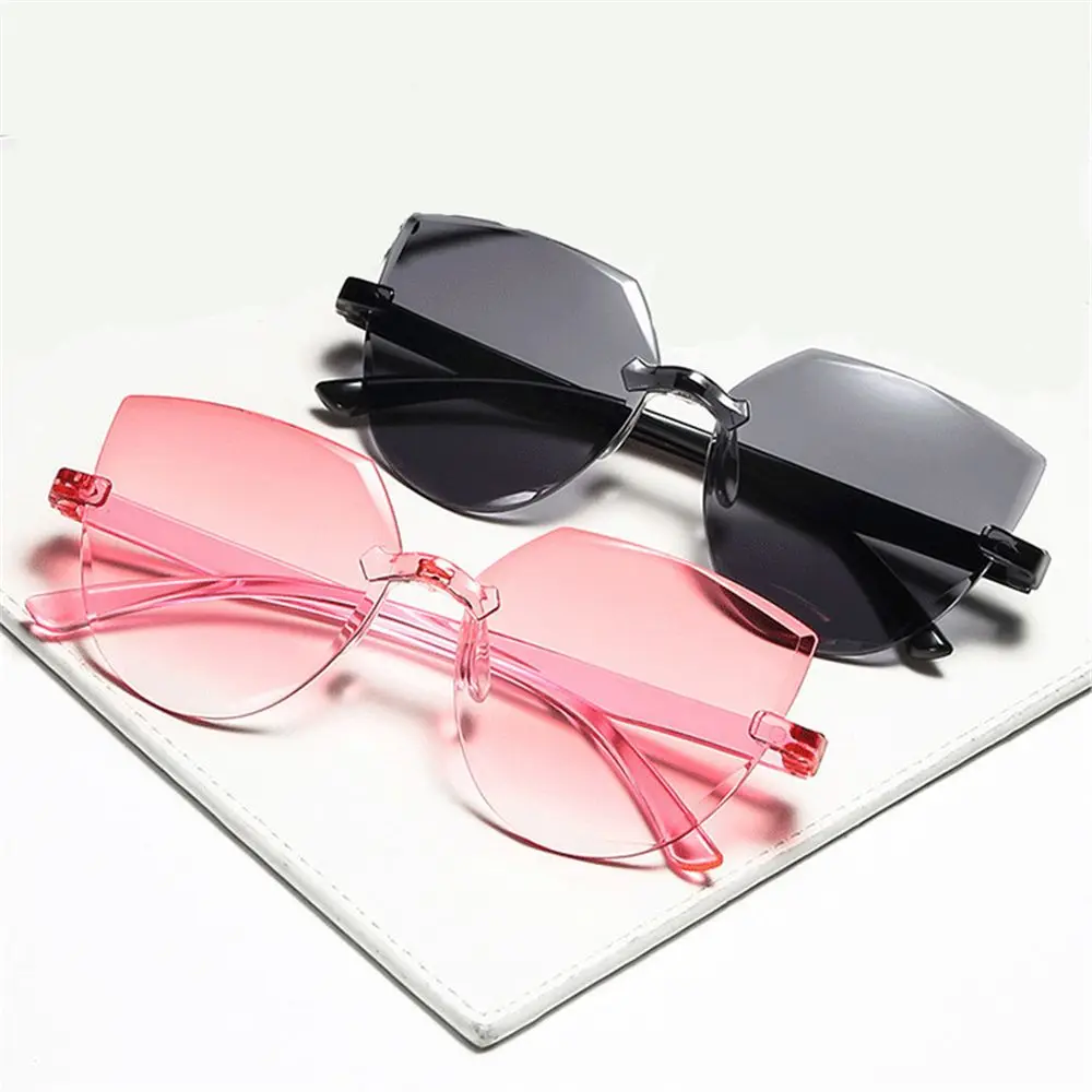 

Retro Candy Color Transparent Party Favor Cat Eye Sunglasses Eyewear Sunglasses for Women Rimless