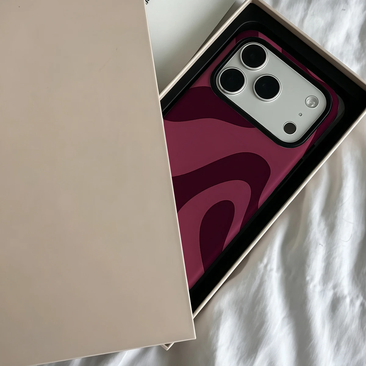 Premium Burgundy Flow Double-Layer Phone Case: Essential Protection