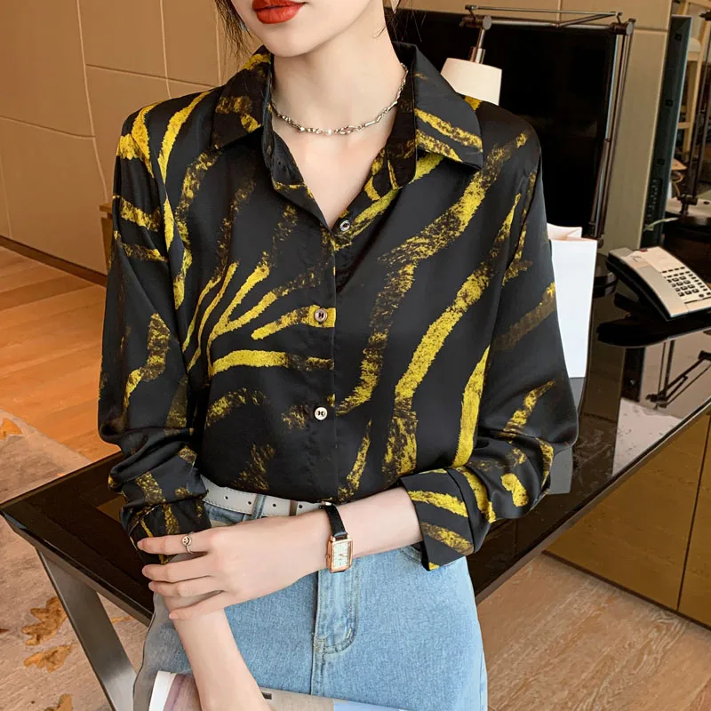 Women Clothing Striped Vintage Shirts Spring Long Sleeve Loose Fashion Button Turn-down Collar Blouses Elegant Temperament Tops