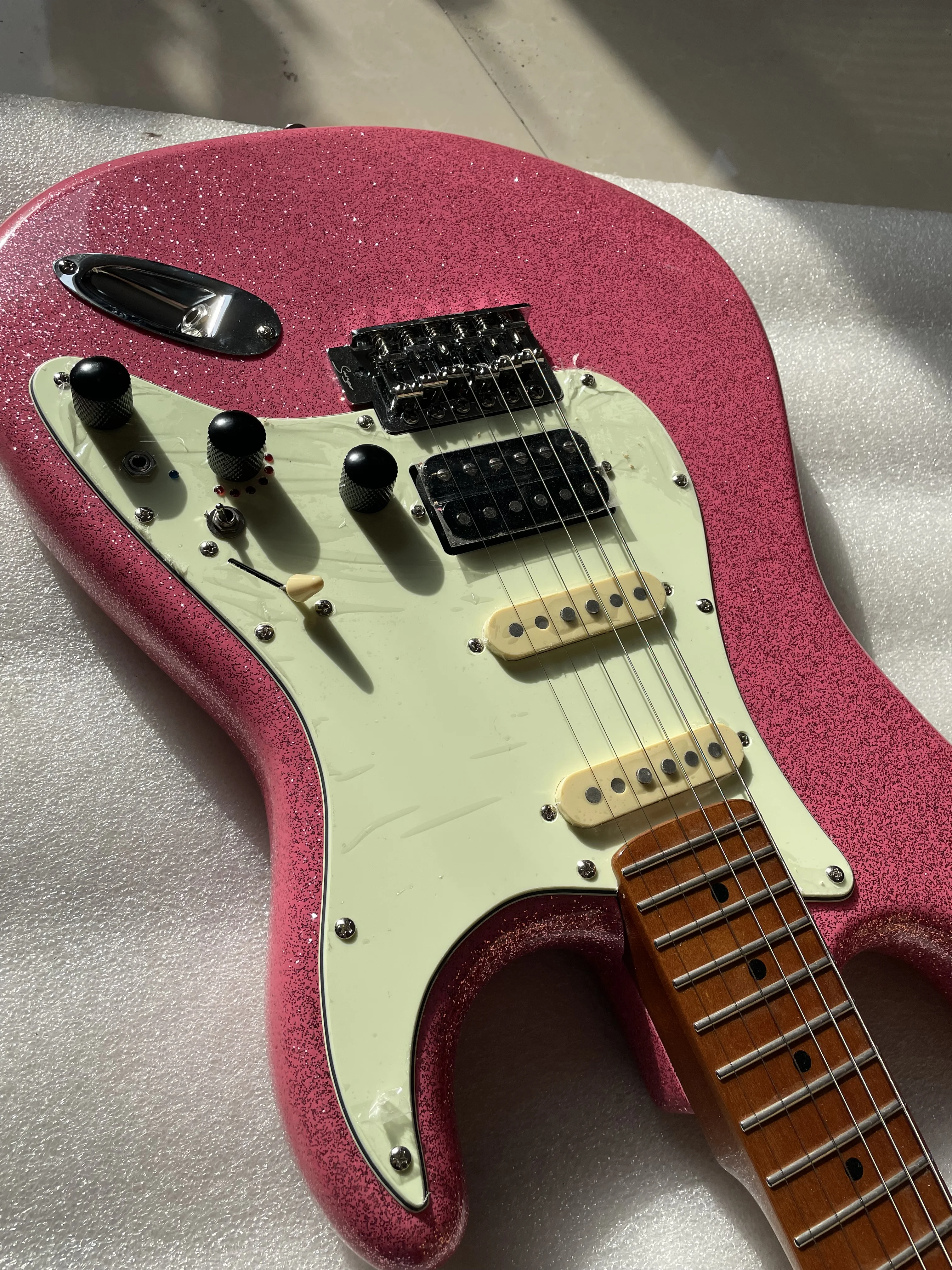 GUITAR TRIBE PINK BOOSTER ギターエフェクター GUITAR TRIBE PINK BOOSTER ギターエフェクター