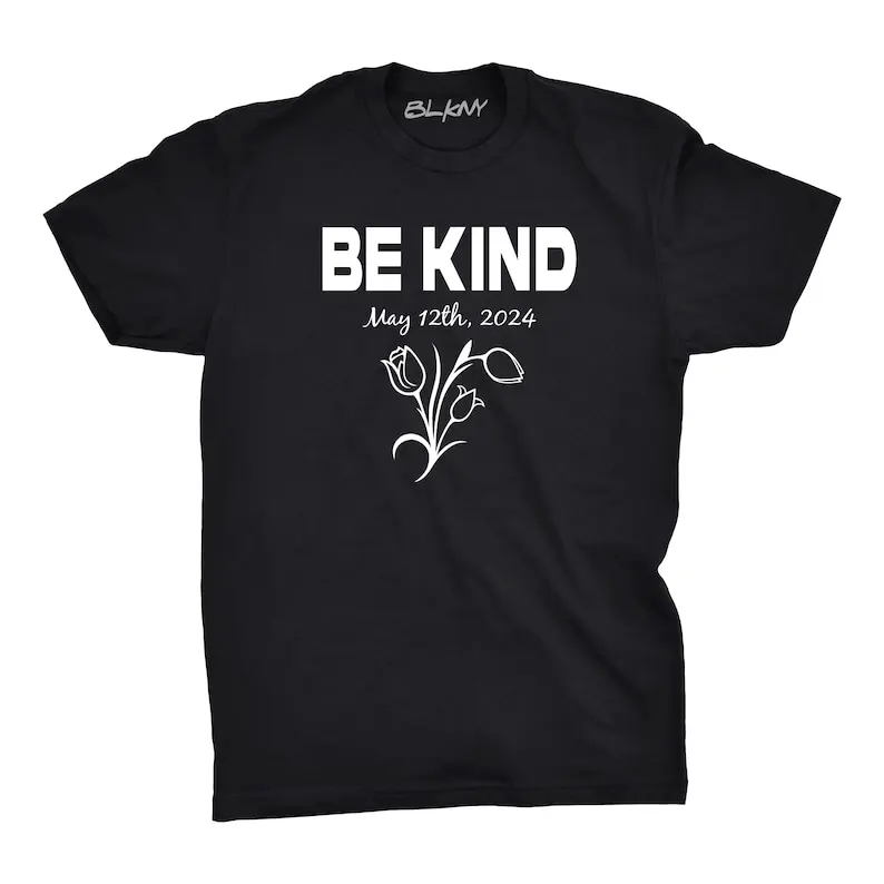 

Be Kind Mothers Day Graphic Gift Shirt