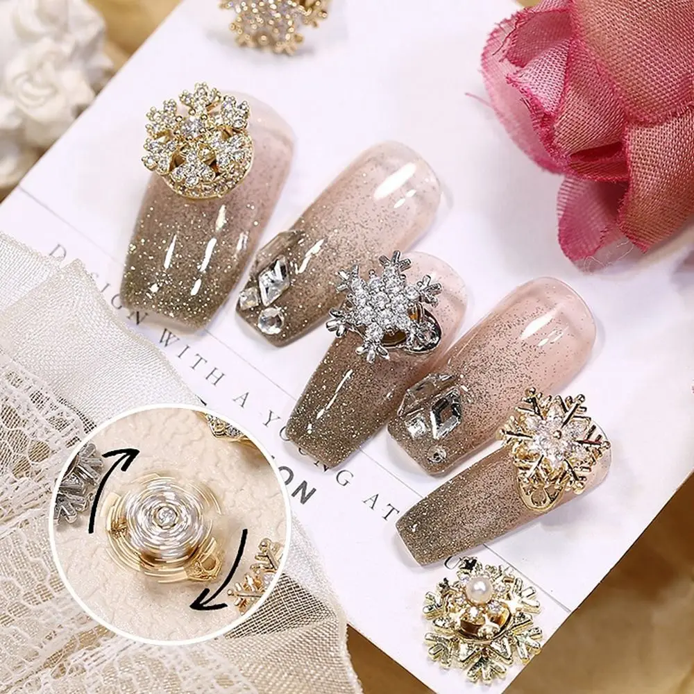 

Accessories Pearl New Year Women Rotating Snowflakes Nail Art Jewelry Nail Charms Christmas Nail Decorations Snowflake Diamond