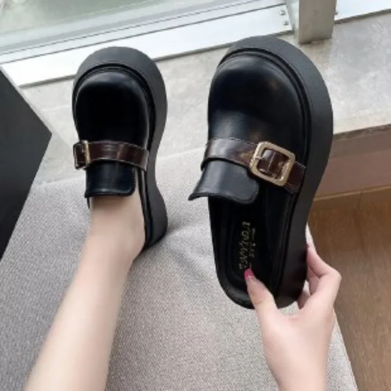 

New Roman open-toed slippers women's 2022 summer retro woven solid color thick-soled casual shoes wedge-heeled women's sandals