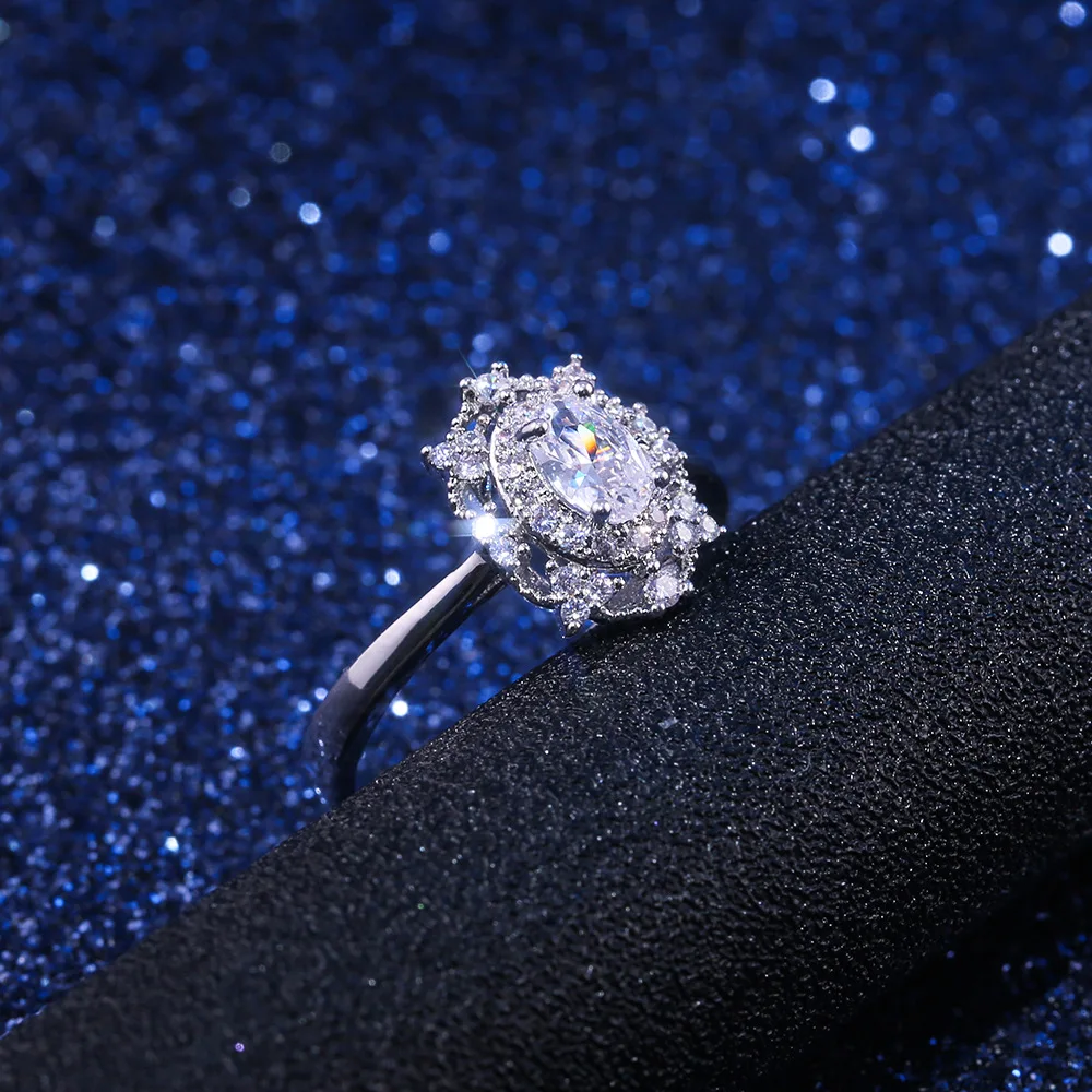 Four Claw Diamond Set Simple Fashion Ring For Women Trend Classic Zircon Finger Ring Female Party Engagement Jewelry