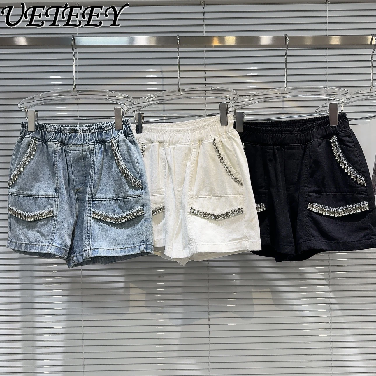 

2024 Summer New Street Stripes Rhinestone Beaded Black Sports Shorts Women Heavy Handmade Diomand Hot Girl Shorts Casual Pants