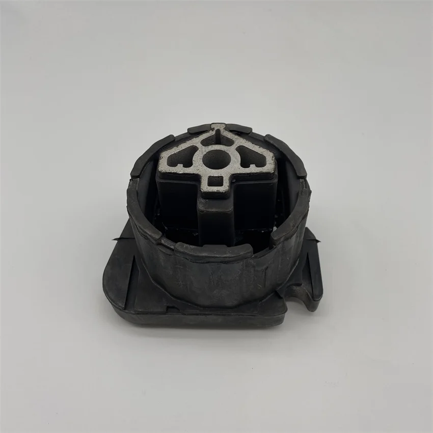 STZT 22323780025 Transmission Mount 3780025 22316764211 Car parts for BMW X5 E53 Transmission mounting