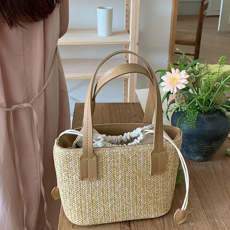 Summer Straw Top Handle Bags for Women 2024 New Contrast Color Crossbody Bags Ladies Small Bucket Bags Travel Beach Handbags