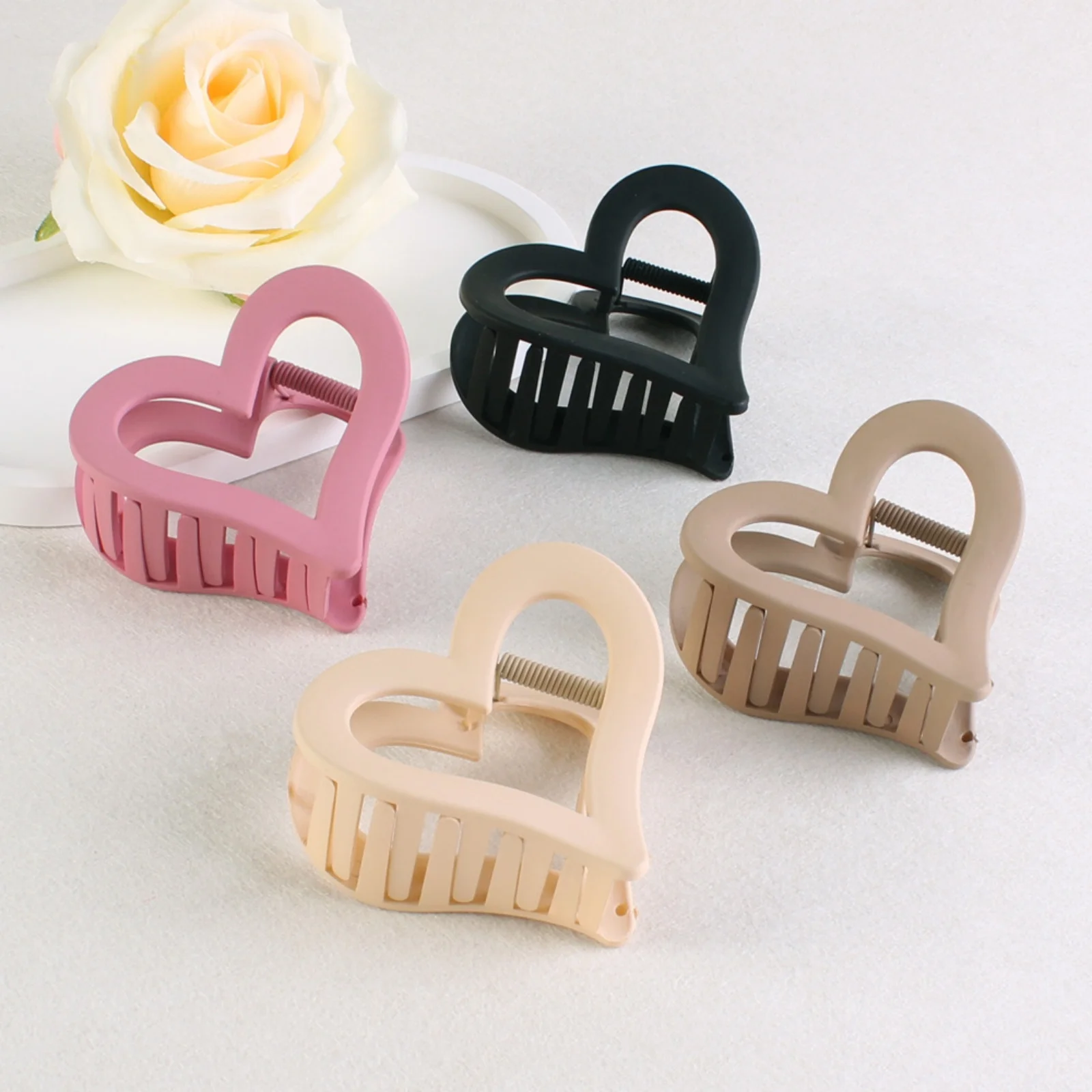 1PC Heart - Shaped Hair Claw Clips Set, Multiple Colors, Cute Hair Accessories For Women
