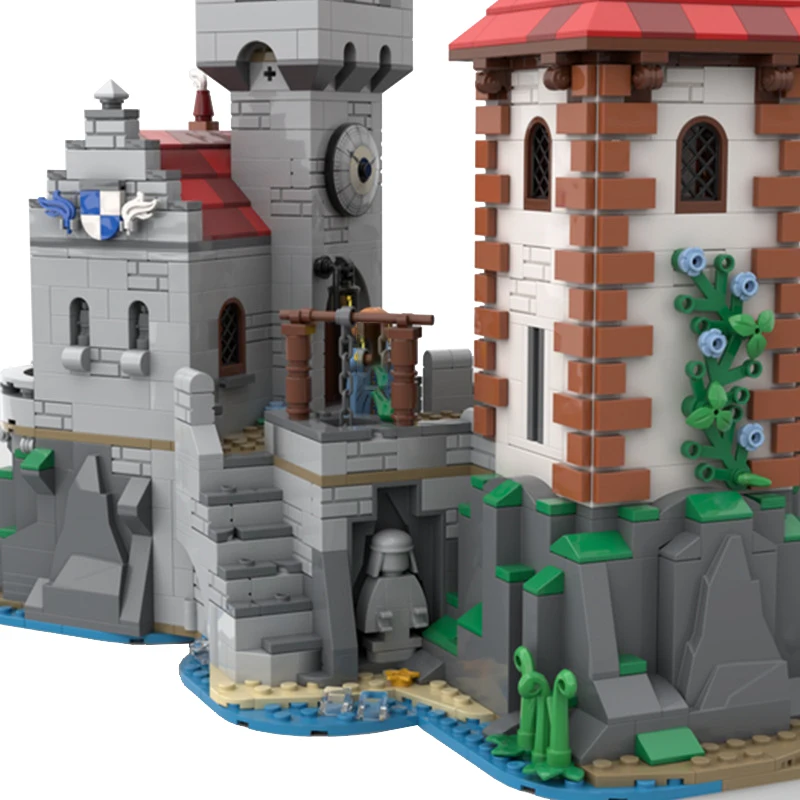 

MOC European Medieval Street View The Edgewater Castle Building Blocks Model DIY Creative ideas Retro Toy Birthday Gifts