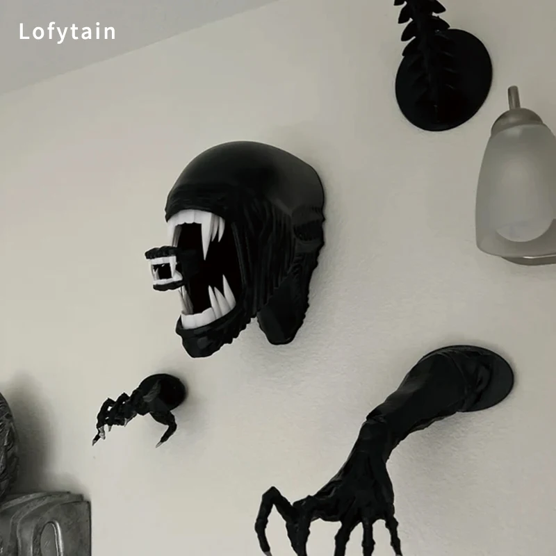 Lofytain Alien Xenomoprh Wall Art Sculpture Statue Horror Alien Predator Sci-Fi Monster Beasts Decoration Halloween Gifts Props