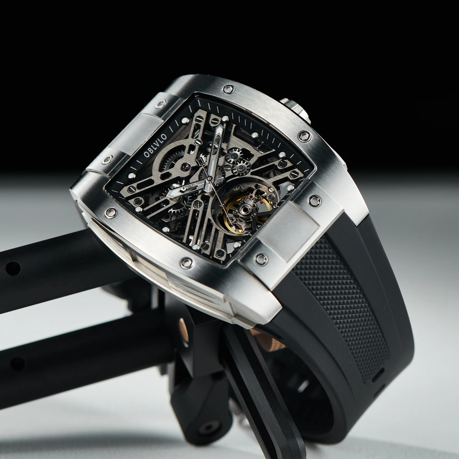 

OBLVLO Top Brand Steel Sport Watch For Man Square Skeleton Watch Steel Automatic Mechanical Watch Rubber Strap EM-ST