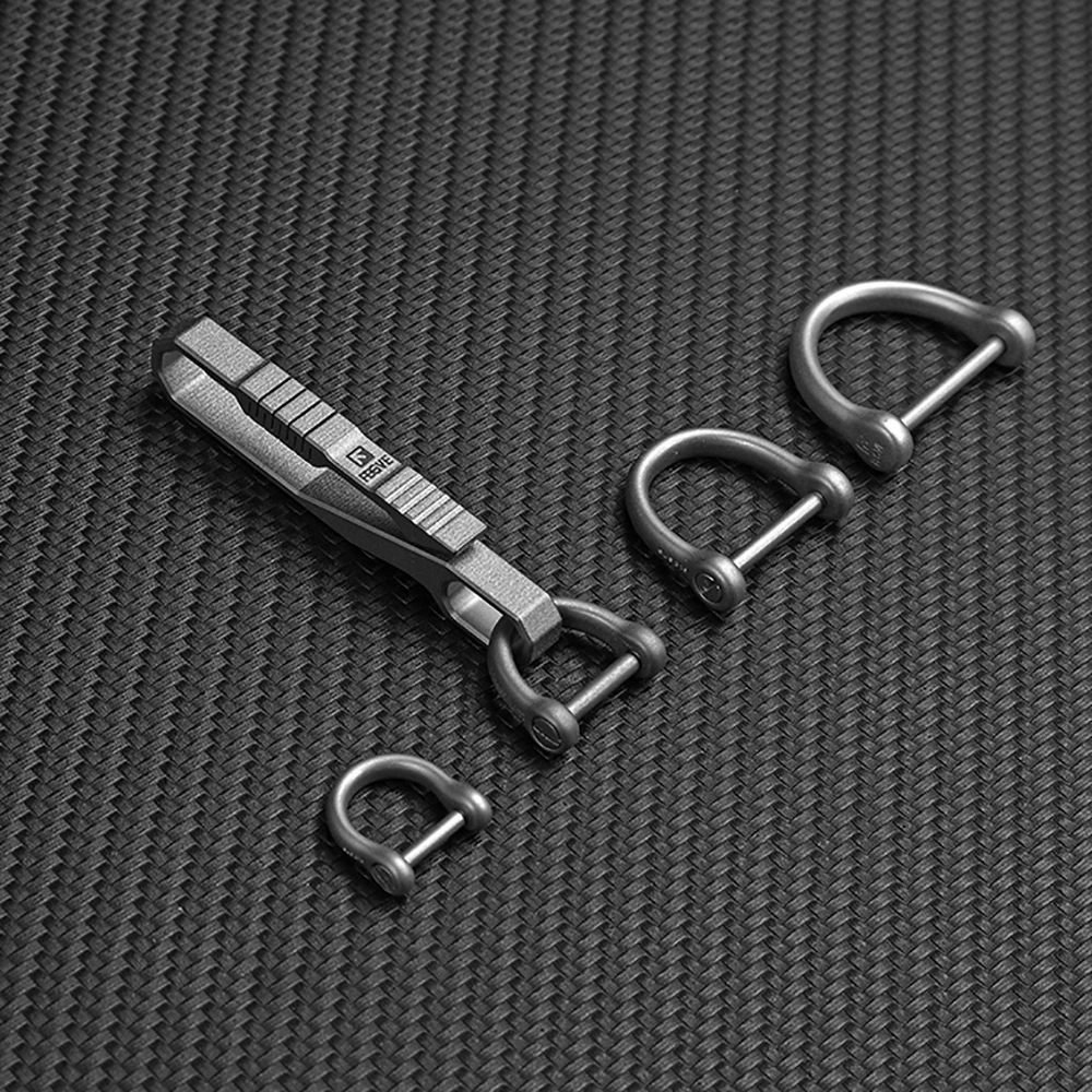 Titanium Durable Keychain Luxury Car Key Chain Waist Hanging Buckle Belt EDC Lightweight Key Ring Holder for Father's Day Gifts