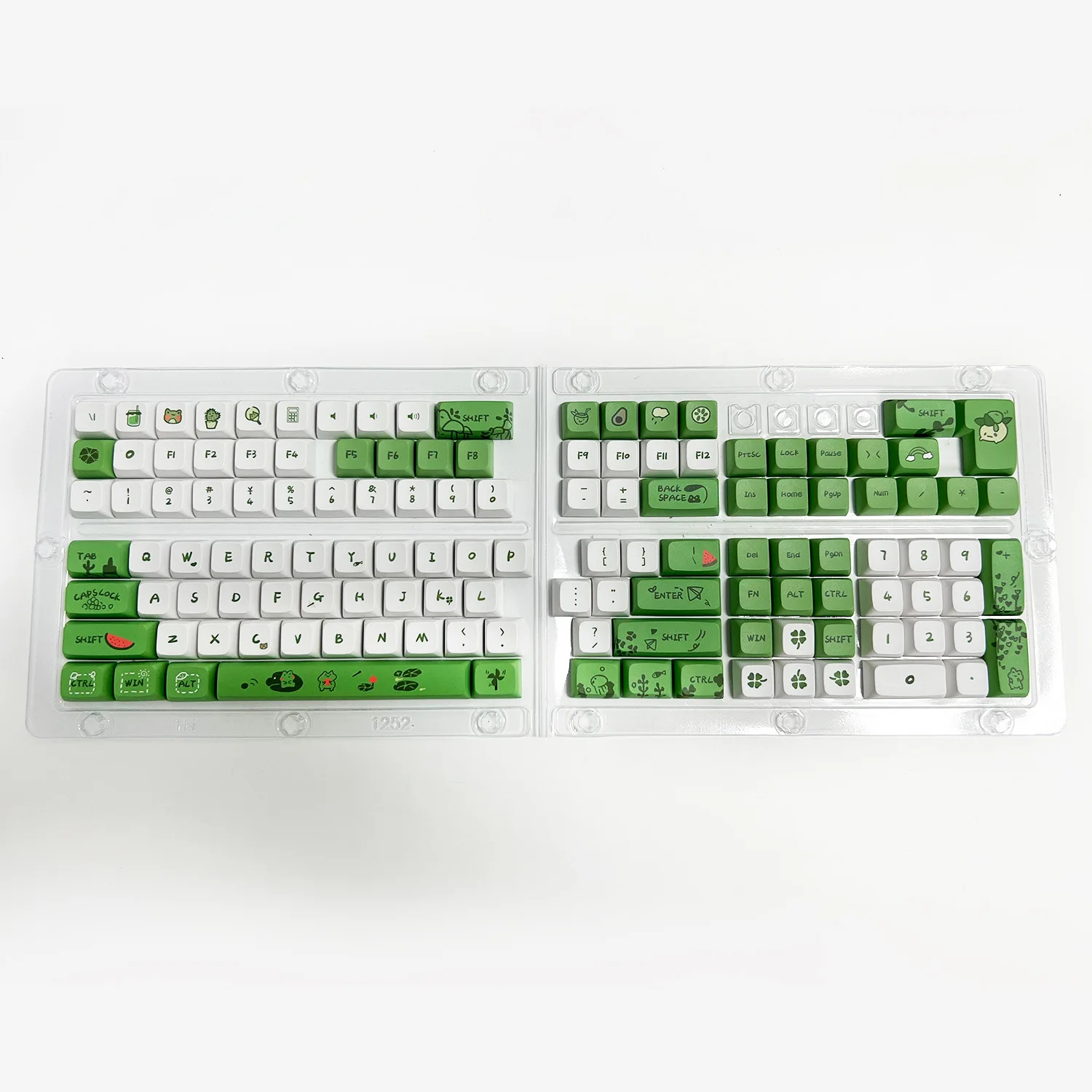 

125 Keycaps Cartoon XDA Height PBT Dye Sublimation DIY Green White Green Cute Frog Personalized Key Caps for Mechanical Keyboard