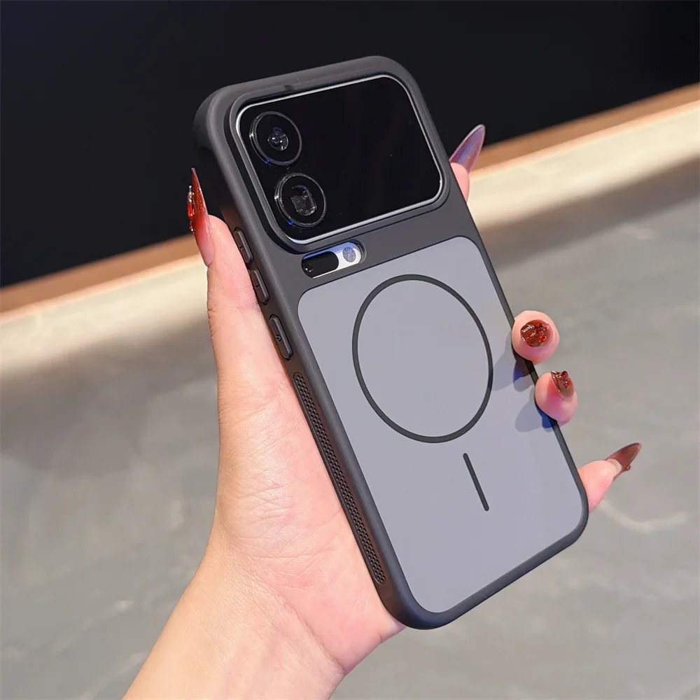Magnetic Heat-Dissipating Matte Skin Feel Shockproof Case with Wireless Charging Capability