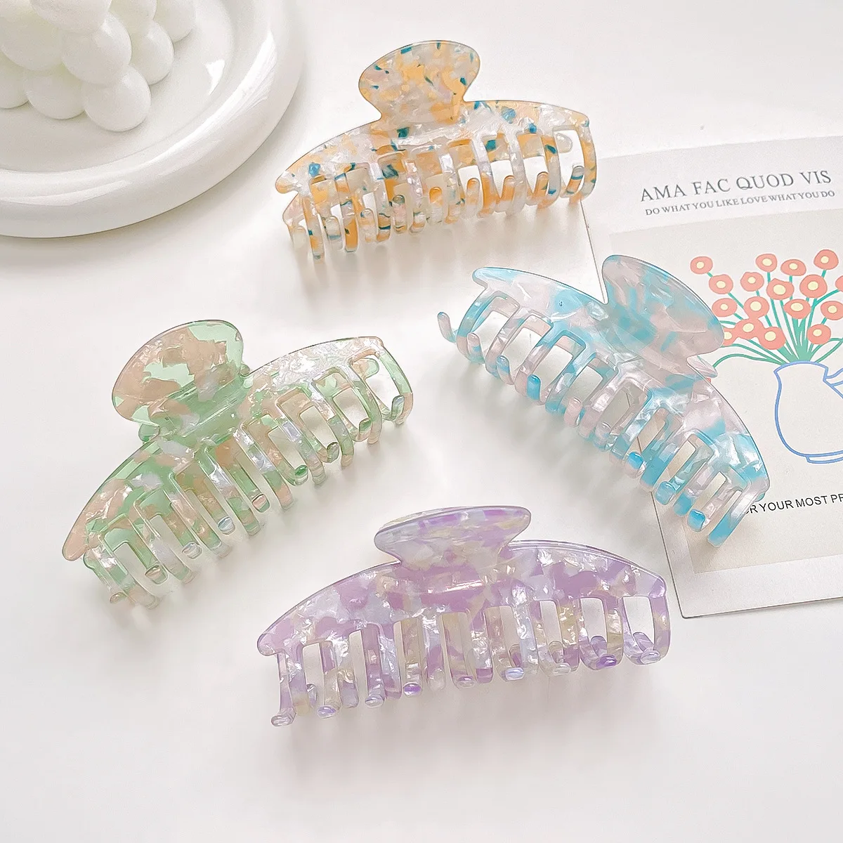 

New Large Claw Clip Crab Barrette for Women Girls Hair Claws Bath Clip Ponytail Holder Hairpins Hair Accessories Gift Headwear