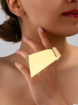 Anello singolo da donna alla moda, anello grande e semplice con finitura in metallo liscio, adatto per l'uso quotidiano, le vacanze e come regalo