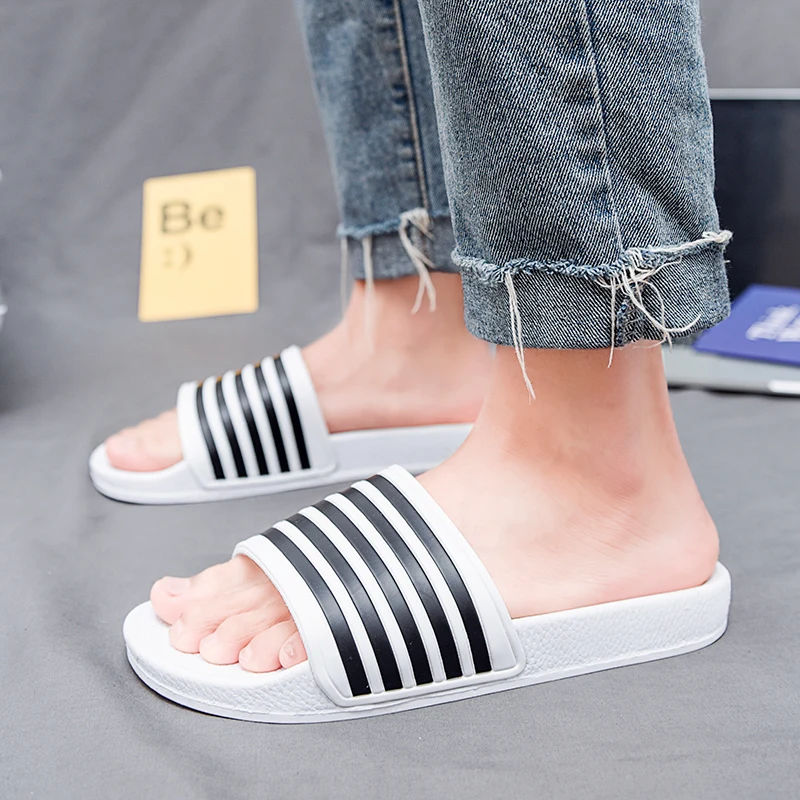 Men Shoes Women Slippers Stripes Pool Slides Summer Men Slippers Couple Beach Plus Size Sandals 46 48 Non-slip Shoes Home Slides
