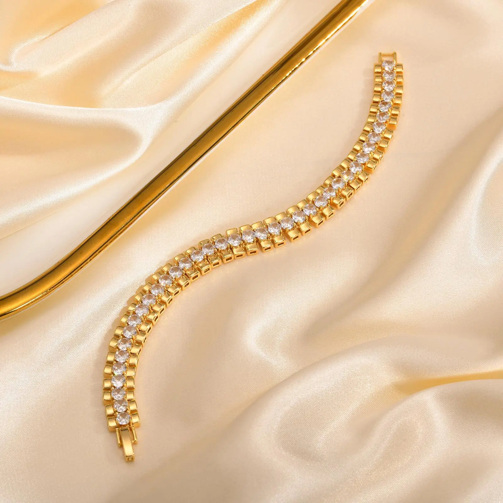 Paperclip Chain Bracelet 14K Gold Plated Cubic Zirconia Watch Strap Chunky Link Adjustable Stackable Jewelry For Women Girl Gift 6