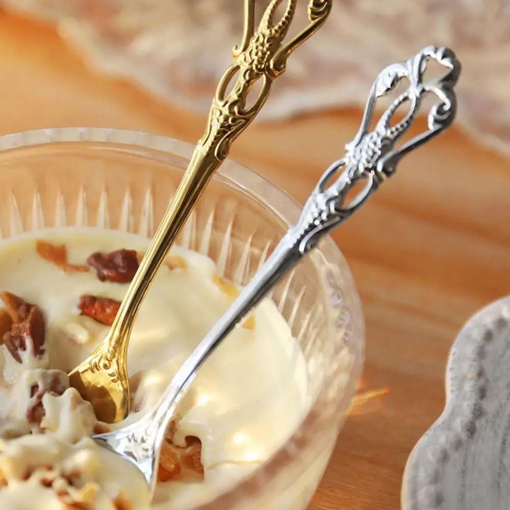 1 Pc European Royal Dessert Spoon Retro Hollow Cake Fruit Fork Embossed Craft Spoon Golden European Stainless Steel Coffee