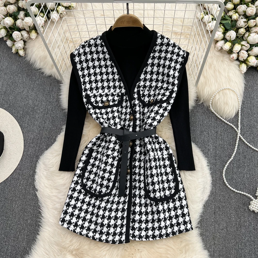 

Autumn and Winter Xiaoxiangfeng Waist Houndstooth Tweed Vest Vest Two-piece Set of Foreign Style Stand-up Collar Knitted Sweater