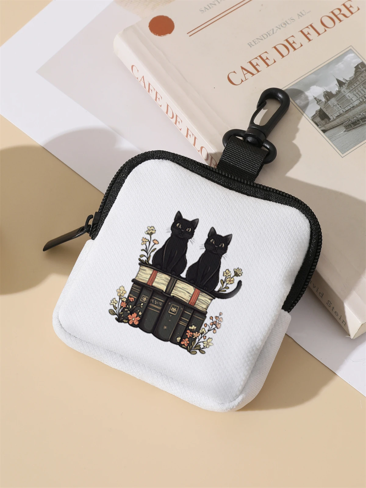 Large capacity coin wallets with cat patterns, digital printed wallets, and storage bags are ideal choices for gift giving