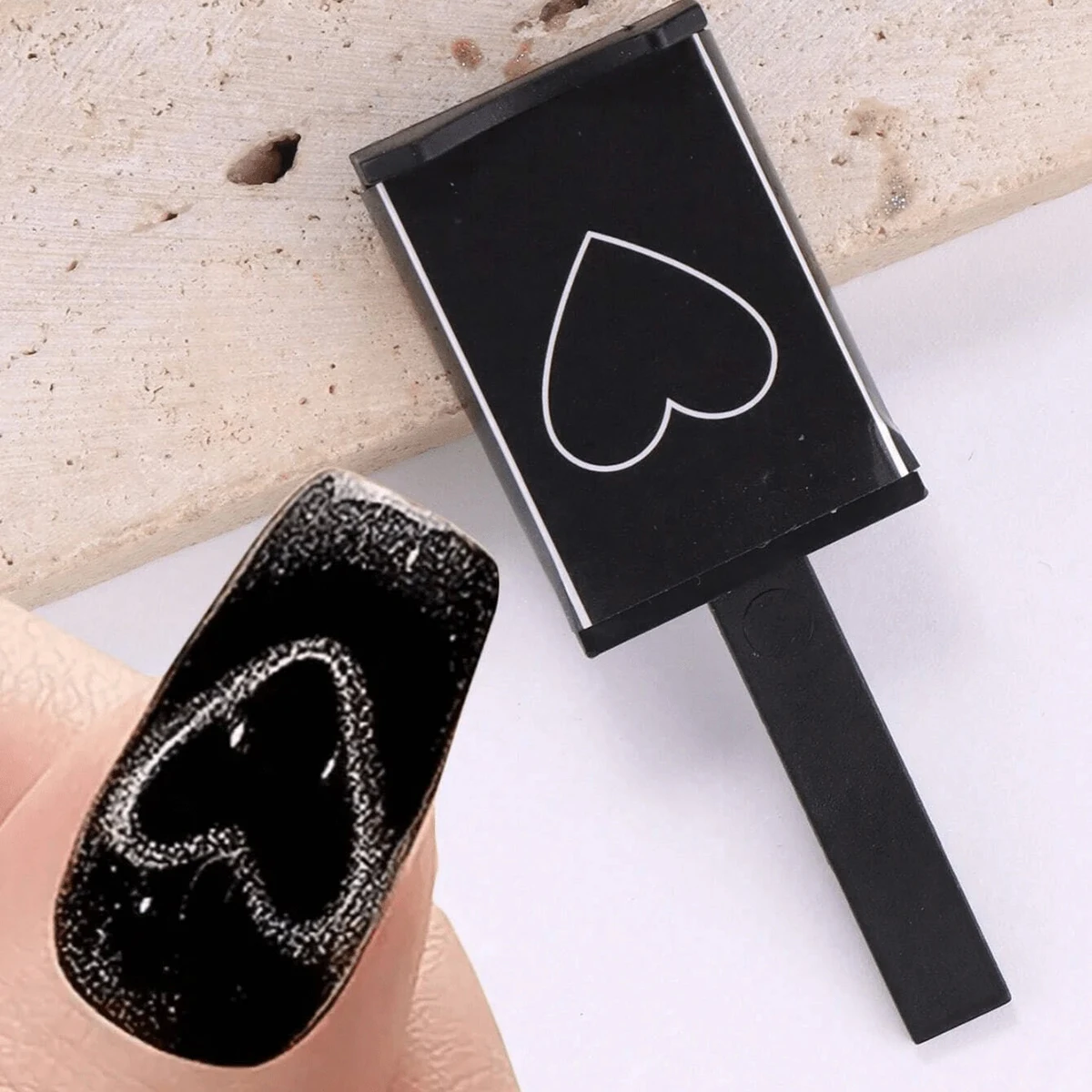 Magnetic Nail Art Tools Cat Eye Nail Tool Magnetic Nail Tools 1pc Nail Magnet Heart Patterns Cat Eye DIY Manicure Nail Art Magnet Gel Polish Manicure Tools Professional Beauty Tool