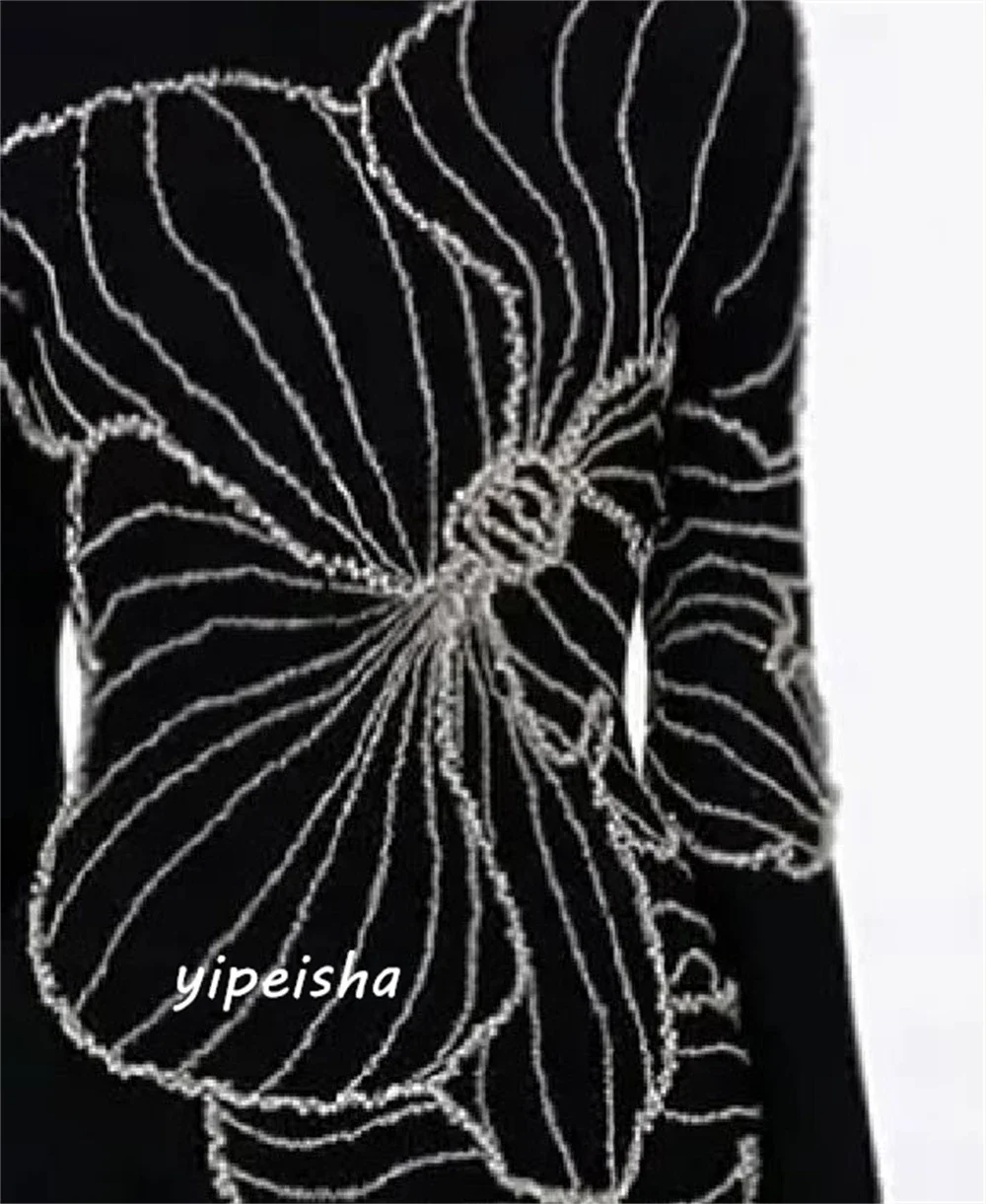Yipeisha Simple Sizes Available Jewel A-line Celebrity Dresses Applique Charmeuse Floor length Evening