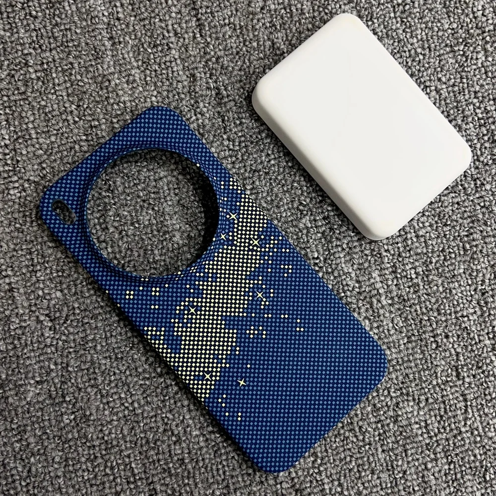 Luxury Carbon Fiber Kevlar Pattern Magnetic Phone Case - Anti-Drop Protective Cover