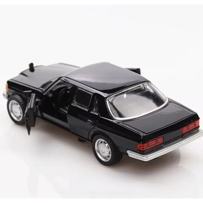 Mercedes-Benz W165 　1/18 ミニカー 1/36 E-class W123 Classical Car Retro Autos Pull Back