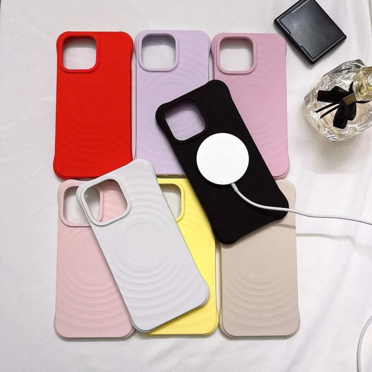 Ripple Silicone Engraved Letters Magnetic Phone Case Cover for