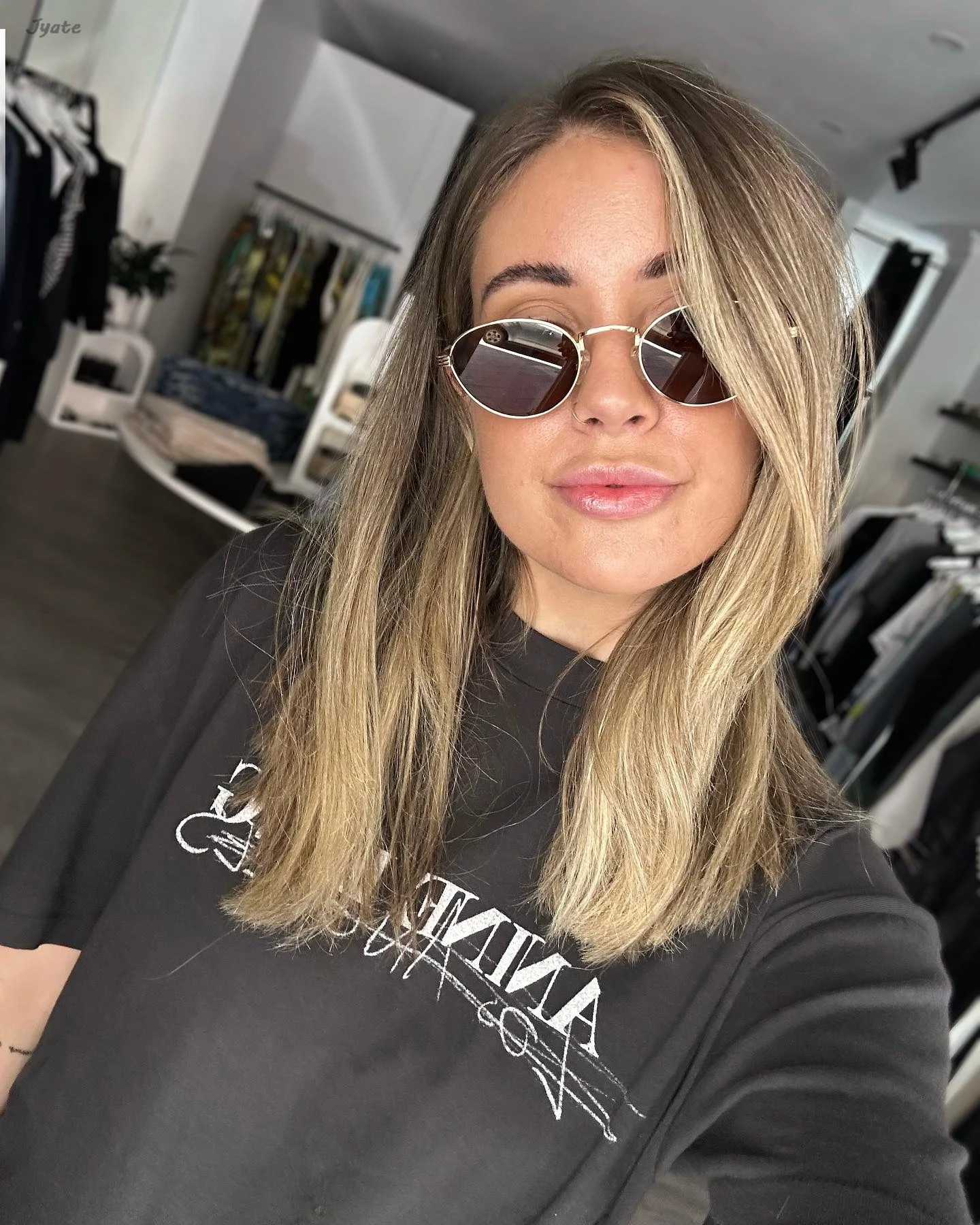 thumb